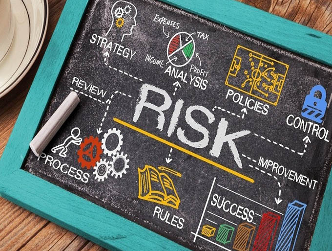 ارزیابی ریسک و شناسایی مخاطرات
